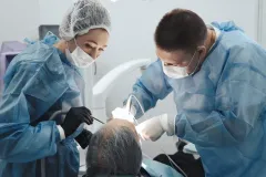 Андрій Мирончук, хірург-пародонтолог